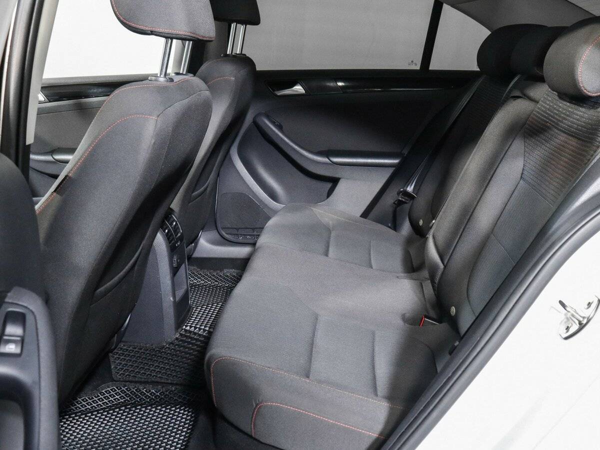 Купить Volkswagen Jetta, 2018, 126 419 км, фото №10