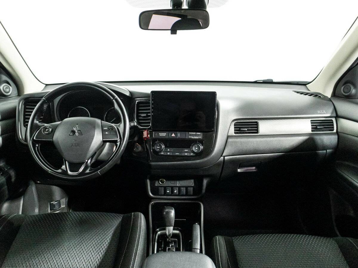 Купить Mitsubishi Outlander, 2017, 134 990 км, фото №13