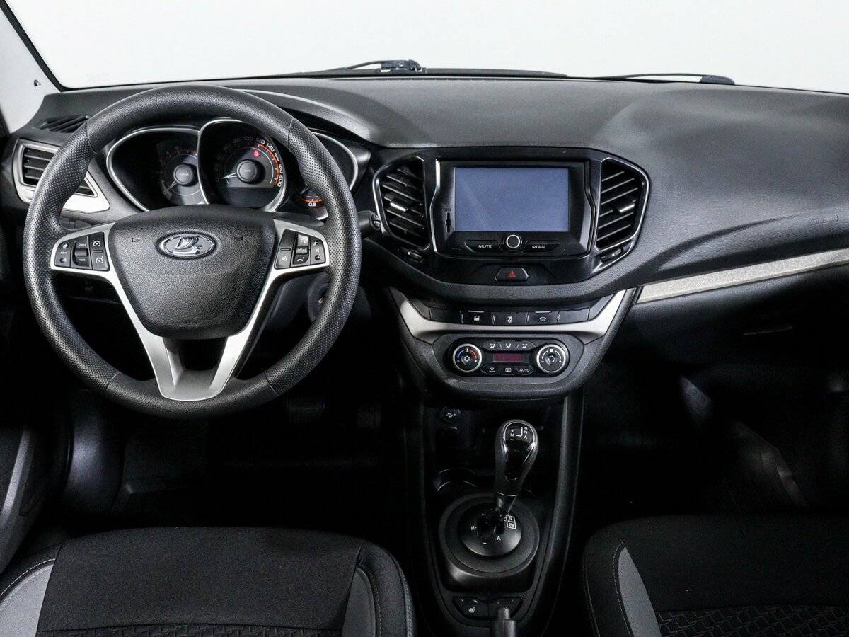 Купить Lada (ВАЗ) Vesta SW, 2018, 81 783 км, фото №11