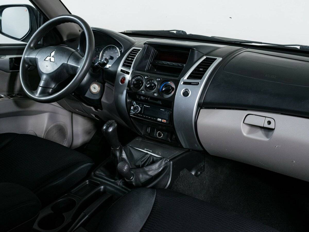 Купить Mitsubishi Pajero Sport, 2012, 561 575 км, фото №10