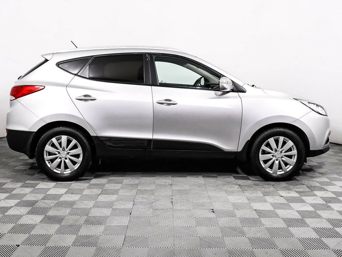 Купить Hyundai ix35, 2012, 125 638 км, фото №4