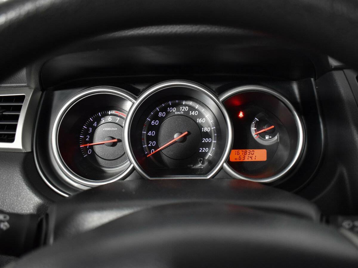 Купить Nissan Tiida, 2012, 167 829 км, фото №12