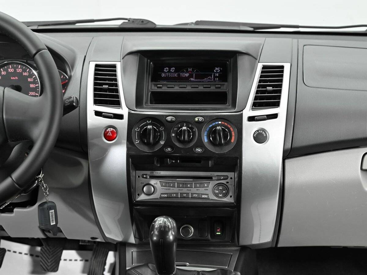 Купить Mitsubishi Pajero Sport, 2012, 192 000 км, фото №9