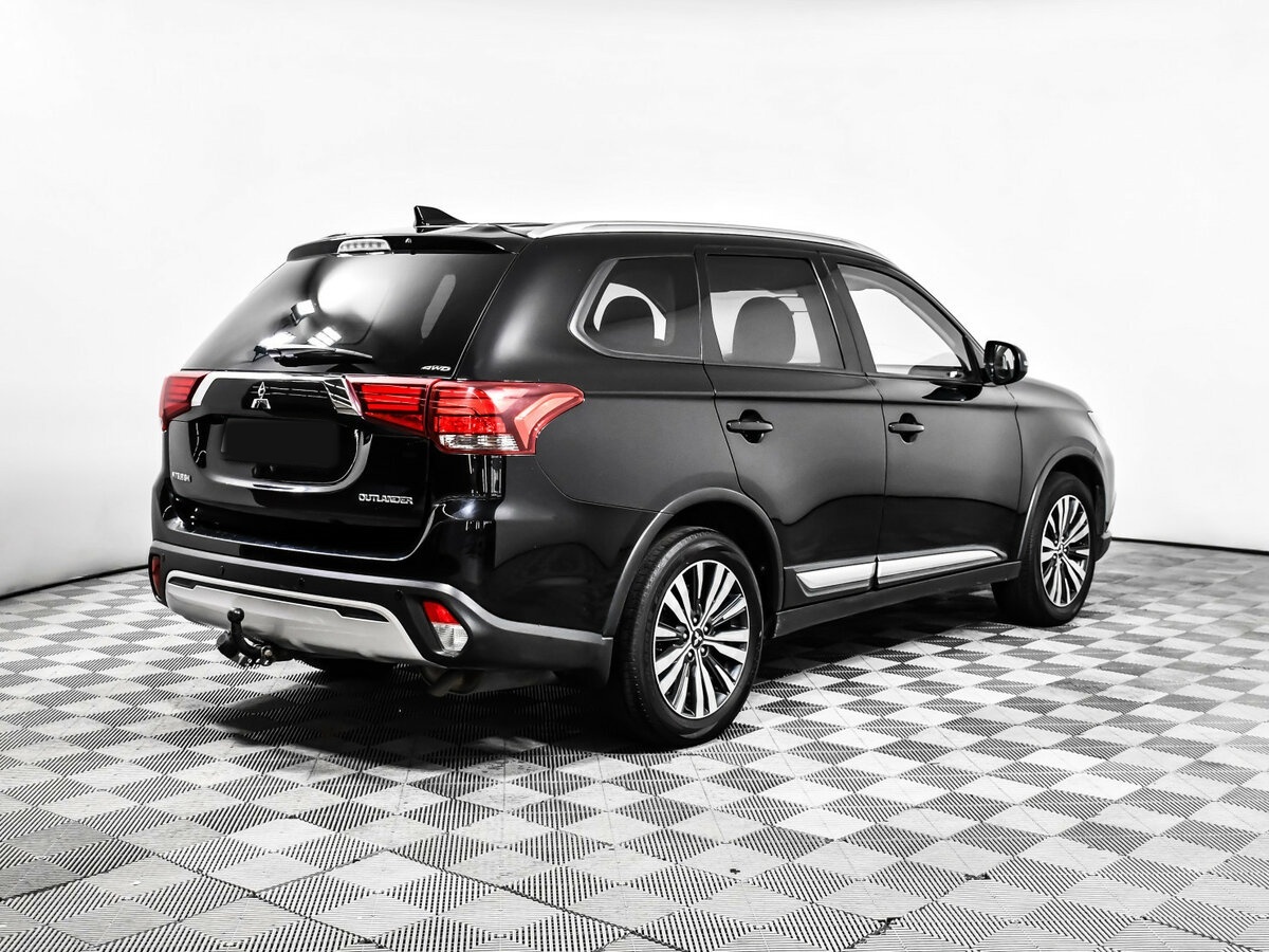 Купить Mitsubishi Outlander III Рестайлинг 3, 2018, 139 359 км, фото №4
