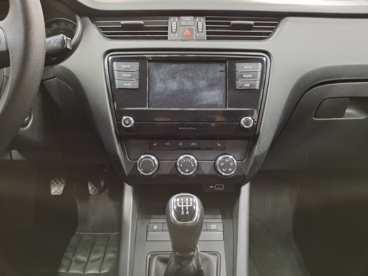 Купить Skoda Octavia III (A7) Рестайлинг, 2018, 227 203 км, фото №15