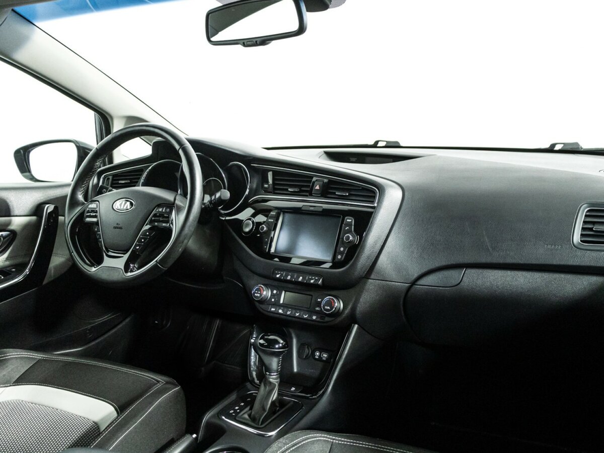 Купить Kia Ceed II Рестайлинг, 2018, 131 941 км, фото №9