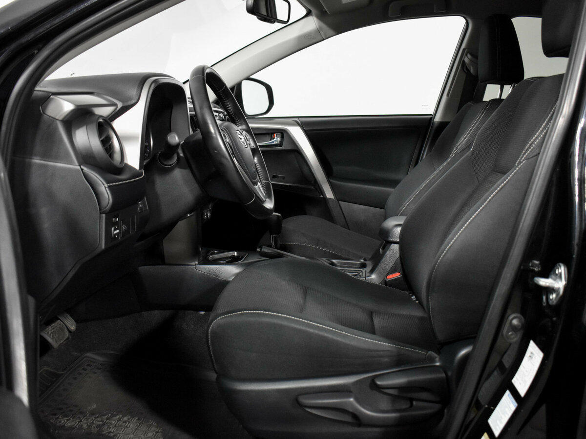 Купить Toyota RAV4 IV (XA40) Рестайлинг, 2018, 192 698 км, фото №10