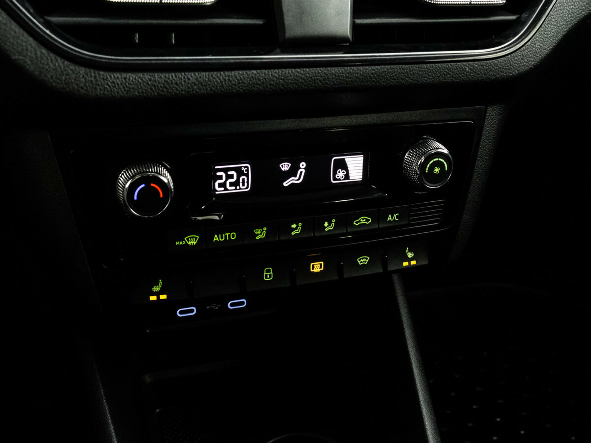 Купить Skoda Rapid II, 2020, 146 336 км, фото №12